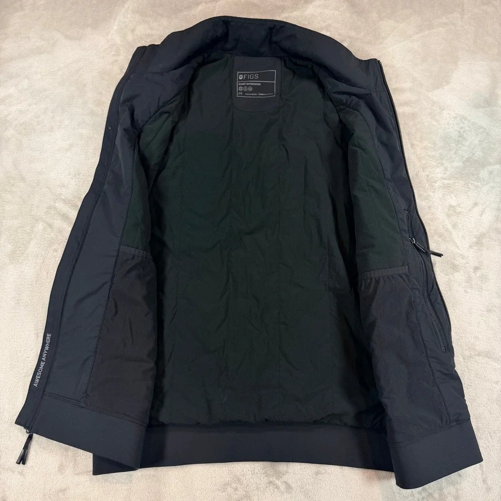 FIGS Mens Scrub Top On-Shift Float Bomber Vest XS